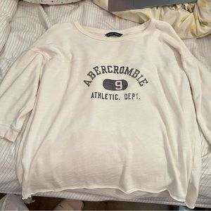 Abercrombie Logo 3/4 sleeve sweater